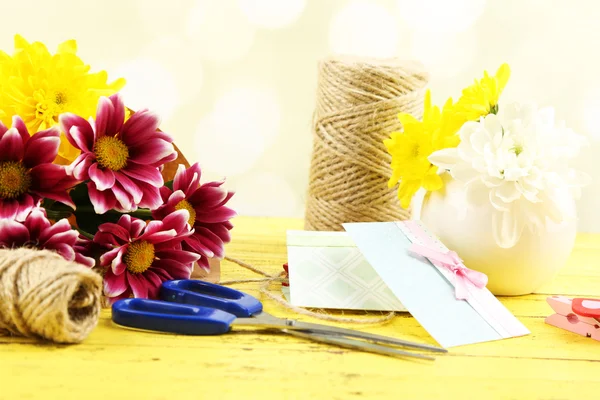 Arbeitsplatz des Blumenhändlers. Konzeptfoto — Stockfoto