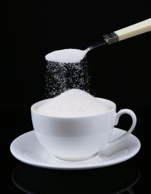 siyah üzerine izole Kupası şeker