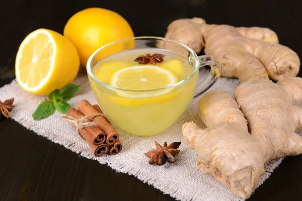 Healthy ginger tea with lemon and honey on table close-up — Stock Photo, Image