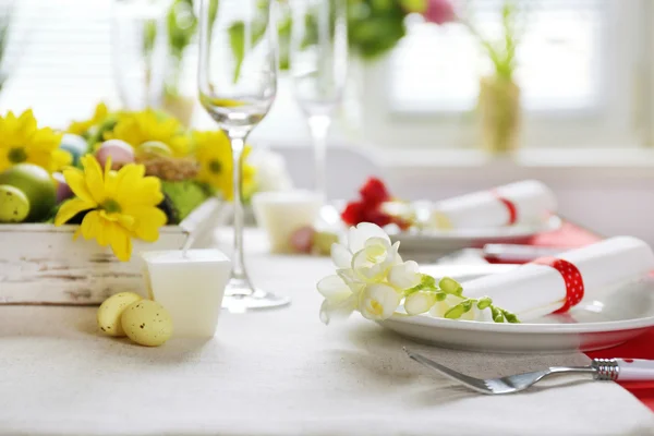 Beautiful holiday Easter table setting — Stock Photo, Image