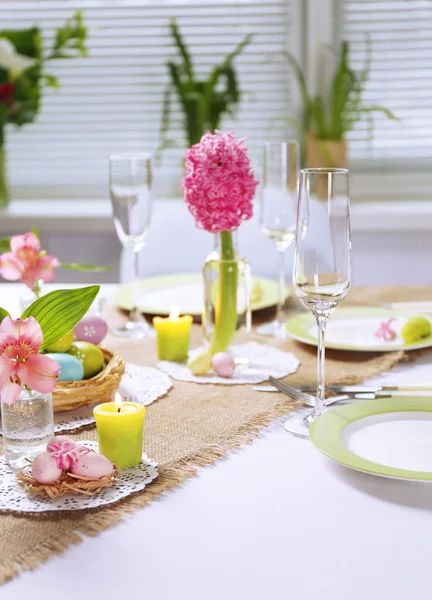 Beautiful holiday Easter table setting — Stock Photo, Image