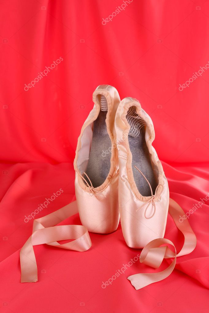 red ballet pointe shoes