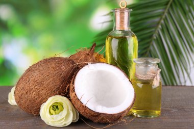 Hindistan cevizi ve Hindistan cevizi yağı doğa zemin üzerine ahşap tablo