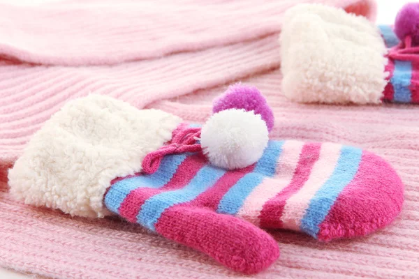 Striped mittens with scarf close up — Stock Photo, Image
