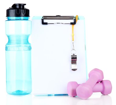 levha üzerine beyaz izole kağıt ve spor ekipmanları