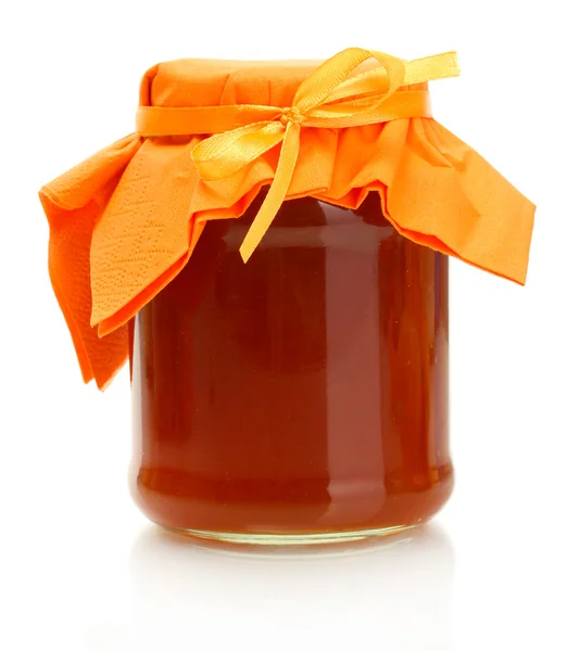 Apricot jam in a jar and sweet apricots isolated on white — Stock Photo, Image