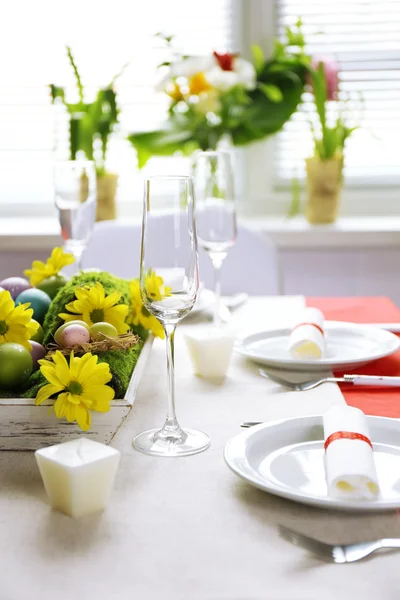 Beautiful holiday Easter table setting — Stock Photo, Image