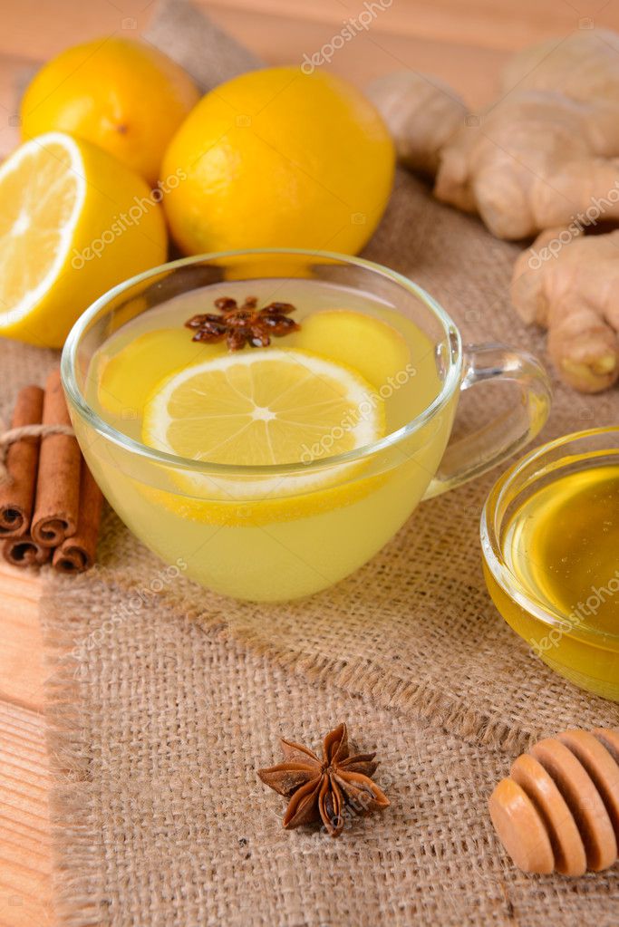 Healthy ginger tea with lemon and honey on table closeup — Stock Photo
