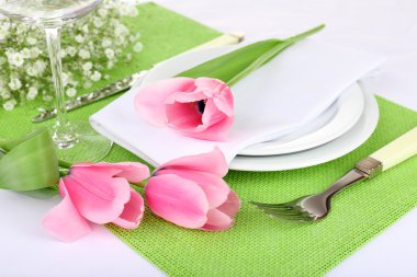 Tablo ayarı bahar çiçekleri ile yakın çekim