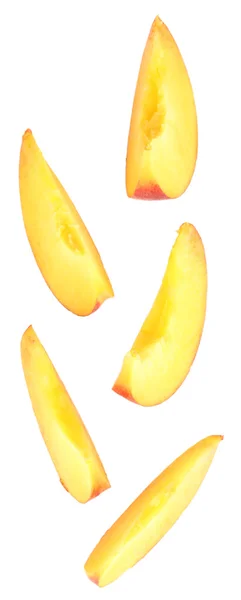 Ripe peach slices isolated on whit — Stock Photo, Image