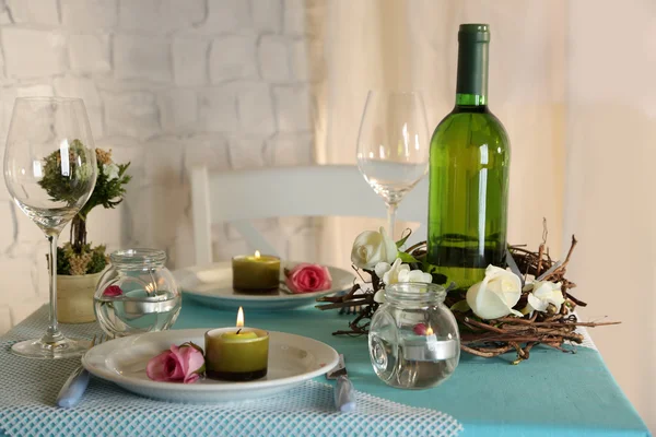 Beautiful holiday Easter table setting in blue tones, on light background — Stock Photo, Image