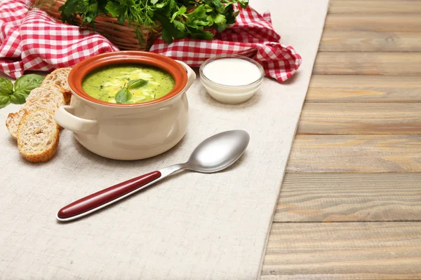 Tasty soup in saucepan — Stock Photo, Image