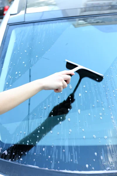 Hand washing car window — Stock Photo, Image