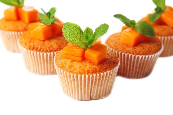 Muffin di zucca saporiti, isolati su bianco — Foto Stock