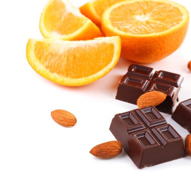 çikolata ve beyaz izole turuncu