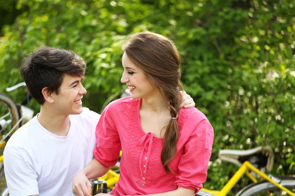 Young couple — Stock Photo, Image