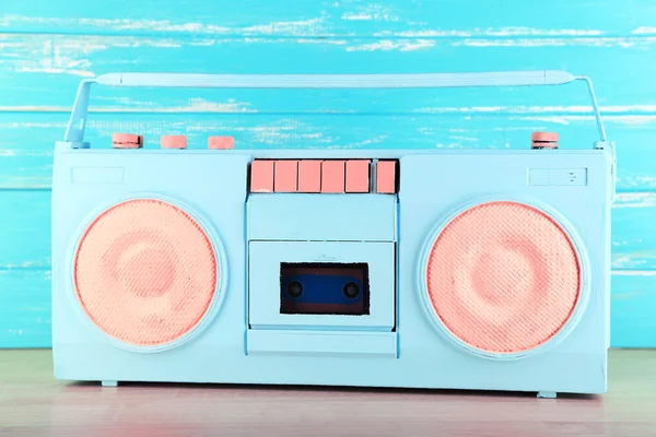 Kleurrijke retro radio — Stockfoto