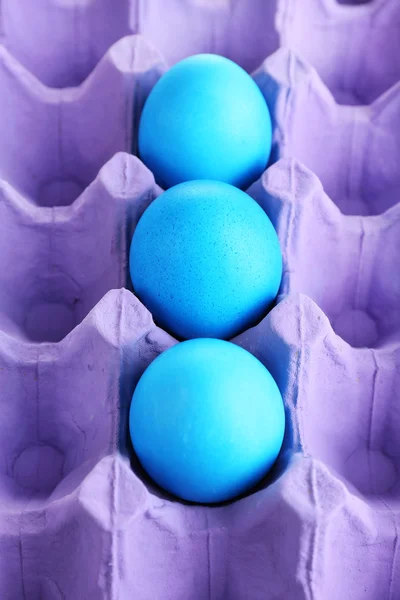 Πασχαλινά αυγά στο δίσκο από κοντά — Φωτογραφία Αρχείου