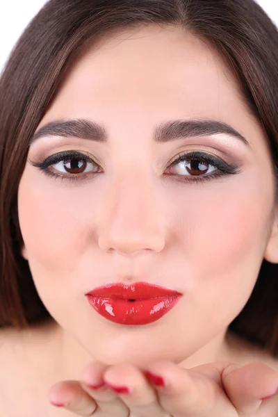 Menina com lábios vermelhos e unhas closeup — Fotografia de Stock