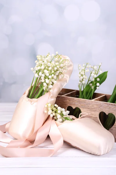 Beautiful lilies of the valley in pointes — Stock fotografie