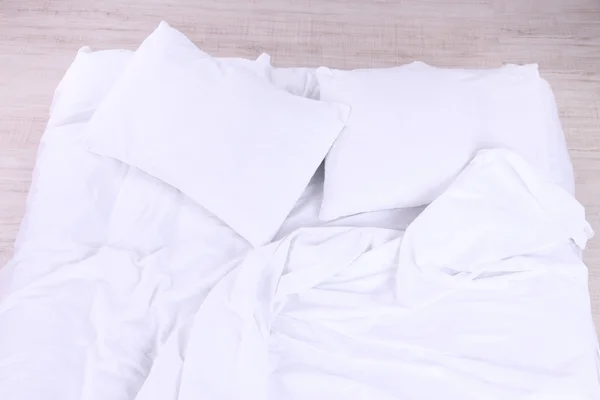 Unmade bed close up — Stock Photo, Image