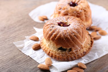 lezzetli kek üzerinde tablo yakın çekim