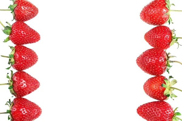 Červené zralé jahody, izolované na bílém — Stock fotografie