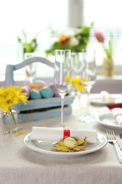 Hermosa fiesta Pascua mesa ajuste — Foto de Stock