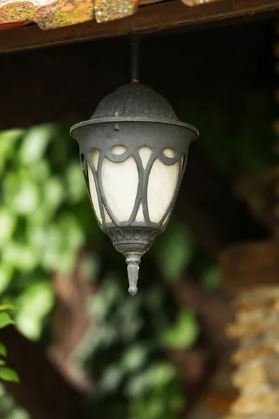 Старый ретро фонарь — стоковое фото