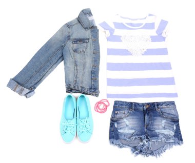 Kadın giyim üzerine beyaz izole