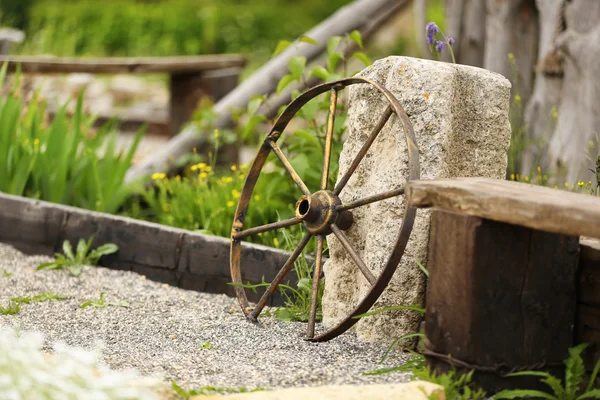 Old retro wheel, outdoors — Stock Photo, Image