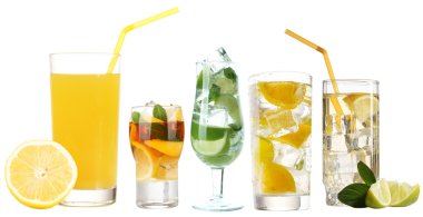 beyaz izole soğuk taze limonata