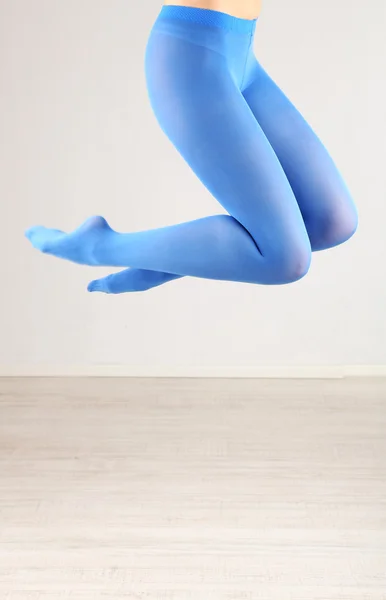 Calze su gambe donna perfetta, primo piano — Foto Stock
