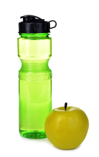 白で隔離される apple とスポーツ ボトル — ストック写真