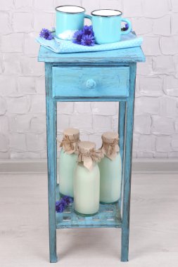 bardak ve şişe süt ve Peygamber ahşap tablo