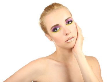 güzel bir kadın ile üzerine beyaz izole, parlak bir makyaj