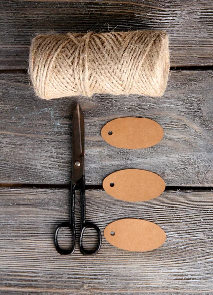 Concept de design de style naturel. Matériaux pour la décoration sur fond en bois — Photo