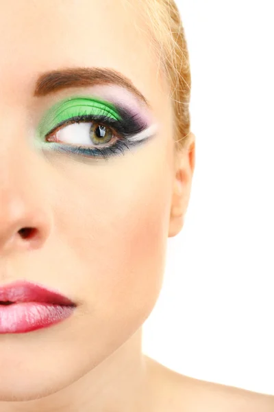 Vacker kvinna med ljusa make-up, närbild — Stockfoto