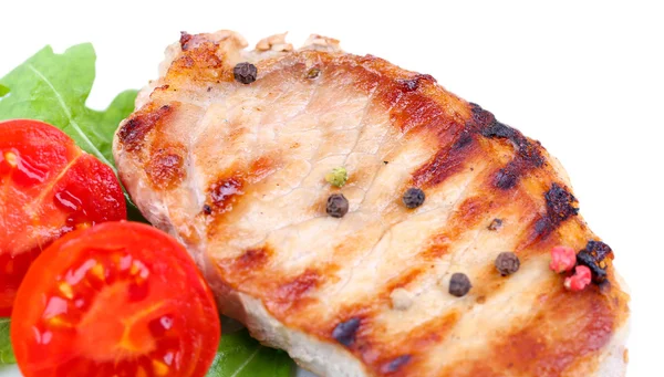 Steak grillé et légumes isolés sur blanc — Photo