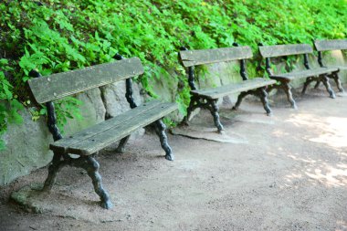 Park ahşap banklar