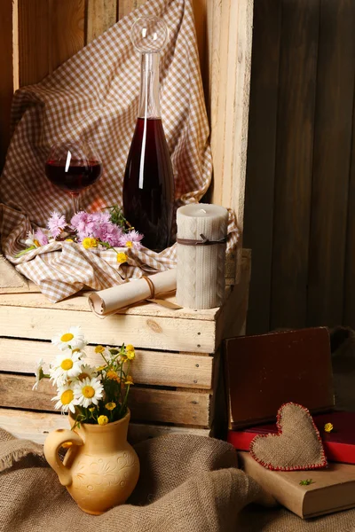 Belle nature morte avec des bouteilles de vin — Photo