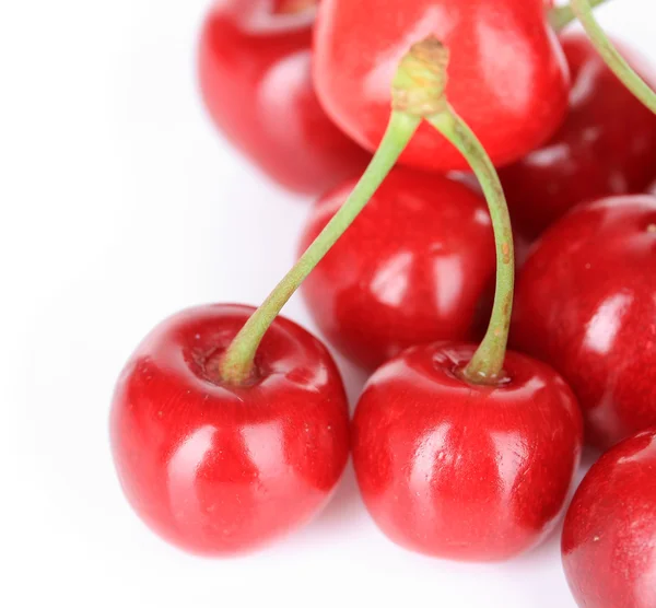 Cerezas dulces aisladas en blanco —  Fotos de Stock