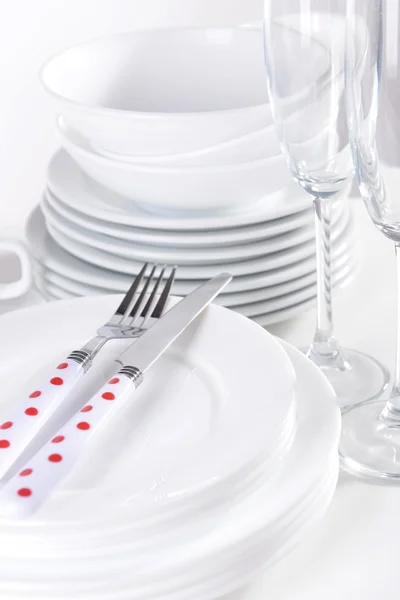Set di piatti bianchi primo piano — Foto Stock