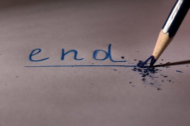 son kelime ve Kalem kağıda kırma, yakın çekim