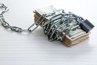 dolar döviz kilit ve zincir ahşap tablo