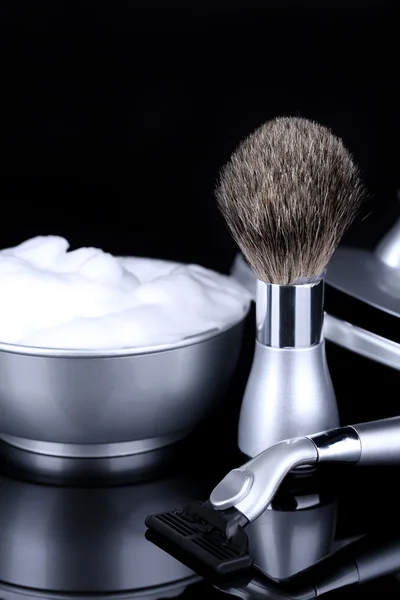 Male luxury shaving kit isolated on black — Stock Photo, Image