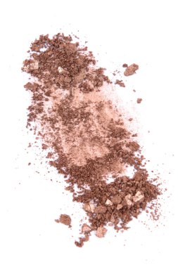 Ezilmiş göz farı beyaza izole edilmiş.