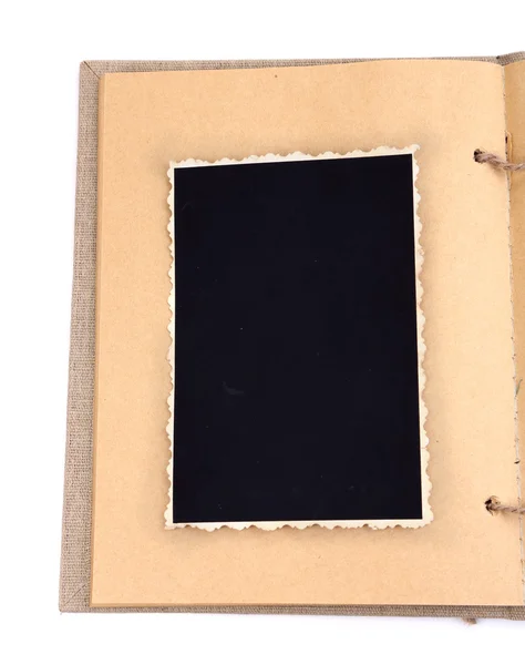 Boş eski fotoğraf albümü, üzerinde beyaz izole içinde — Stok fotoğraf