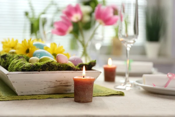 美しい休日イースター テーブルの設定 — ストック写真