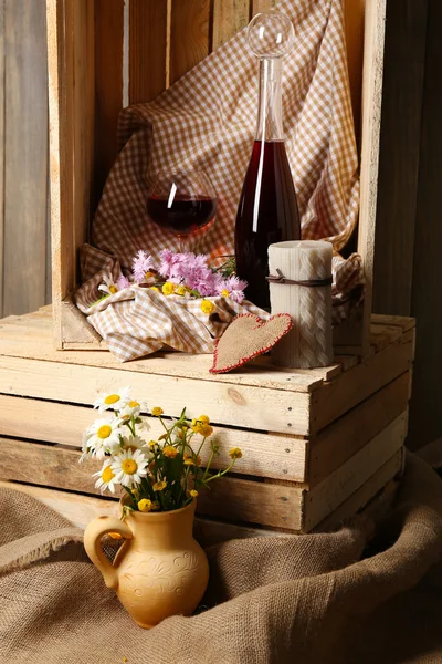 ワインのボトルと美しい静物 — ストック写真